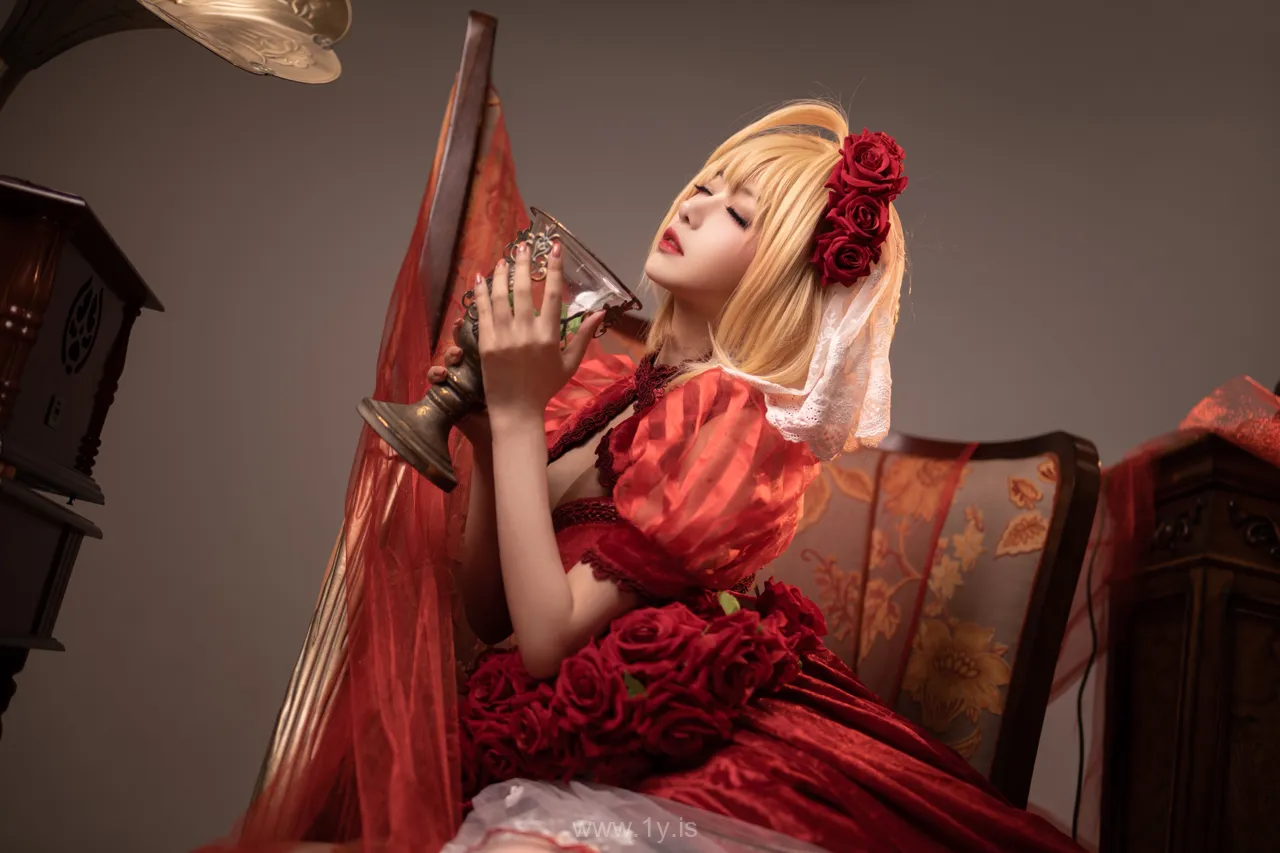 Coser@Shika小鹿鹿 NO.026 Pretty Asian Women 尼禄礼服